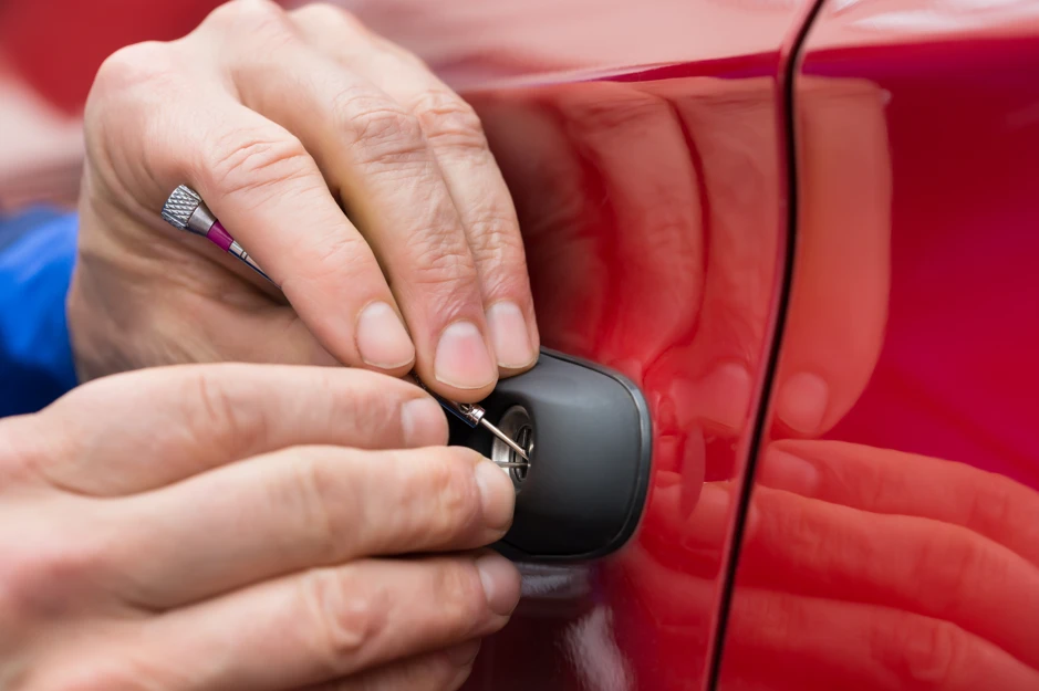 How Much Does a Auto Locksmith Cost
